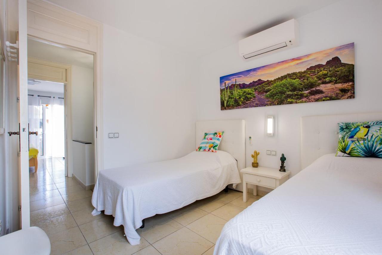 Go2Tenerife Tropicana Villa Santiago 2 플라야데라스아메리카스 외부 사진
